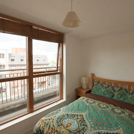 15 Hogans Sq Hogans Place Dublin 2 *